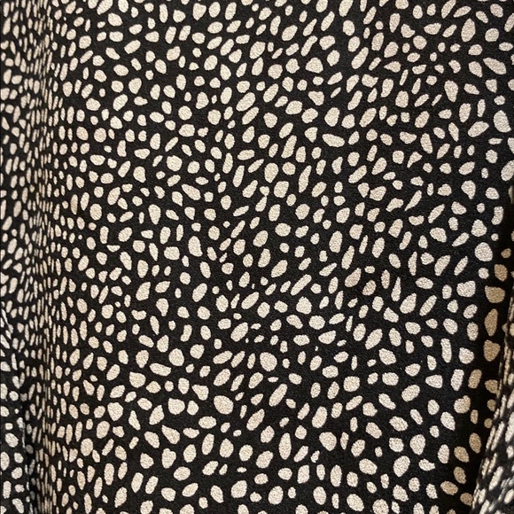 JONES NEW YORK SILK SKIRT. SIZE 4. NWT. - Picture 5 of 7